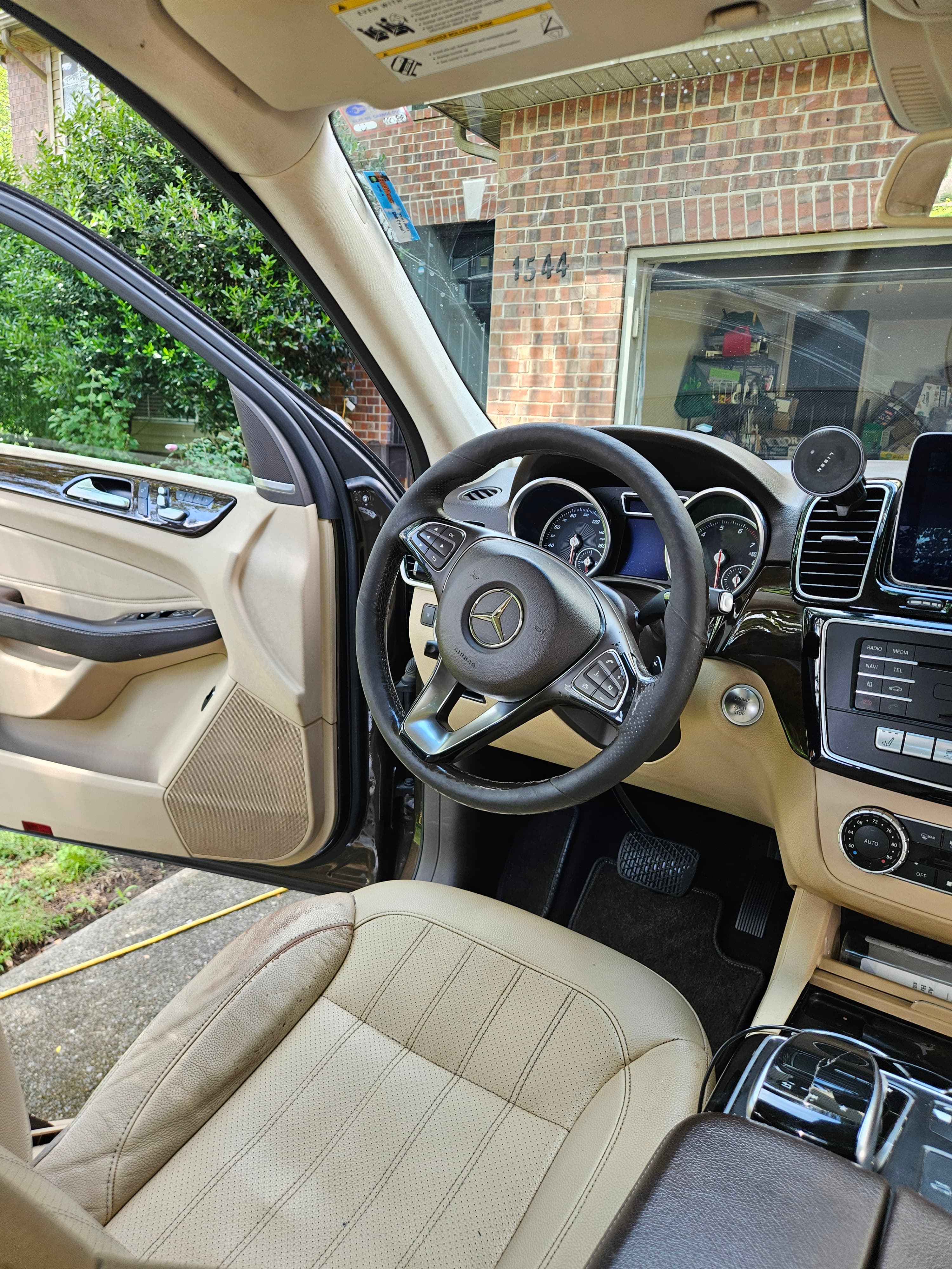 Interior Details mobile detailing result by Refine Mobile Detailing in Murfreesboro, TN — photo 4