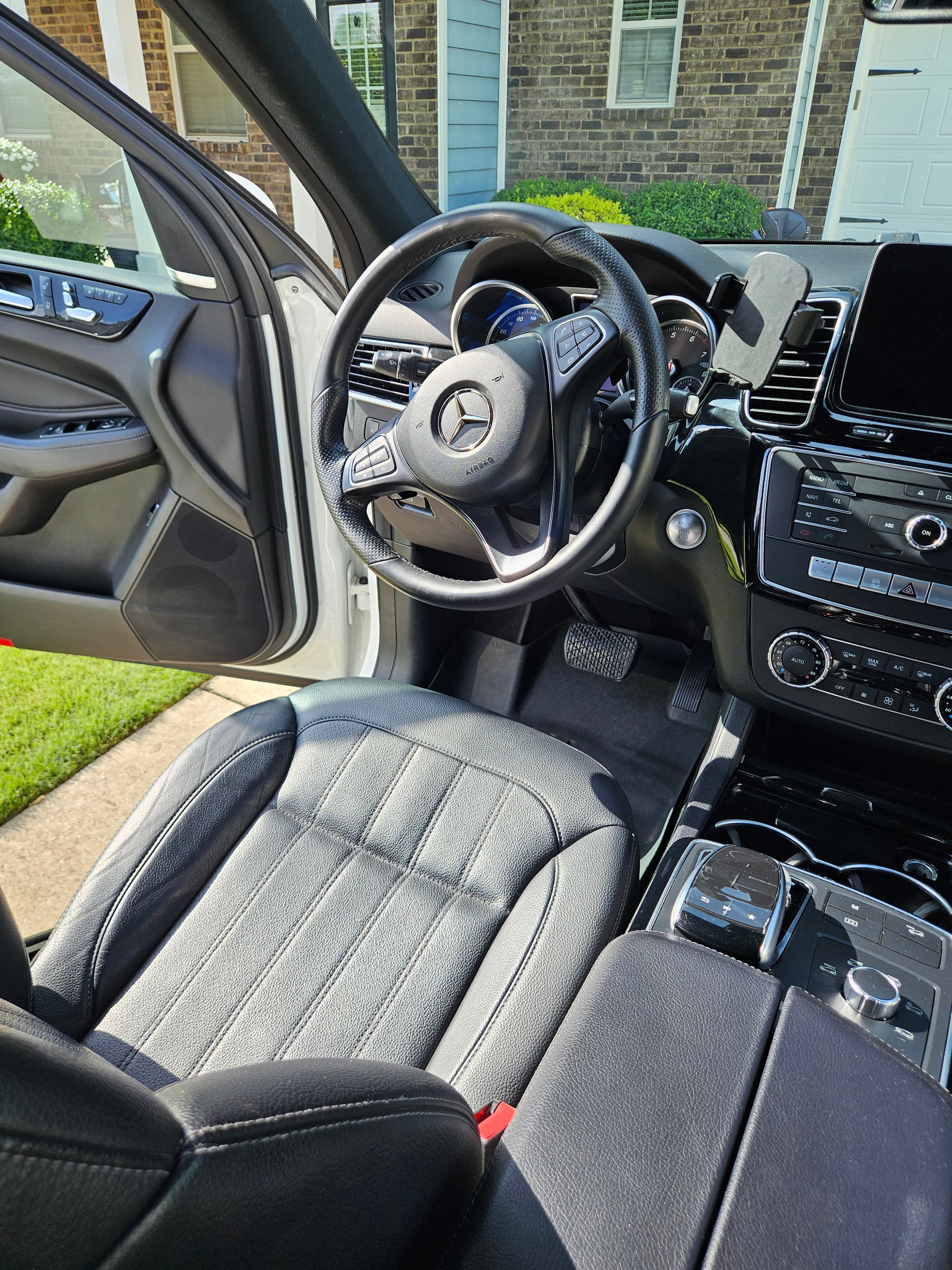 Interior Details mobile detailing result by Refine Mobile Detailing in Murfreesboro, TN — photo 2