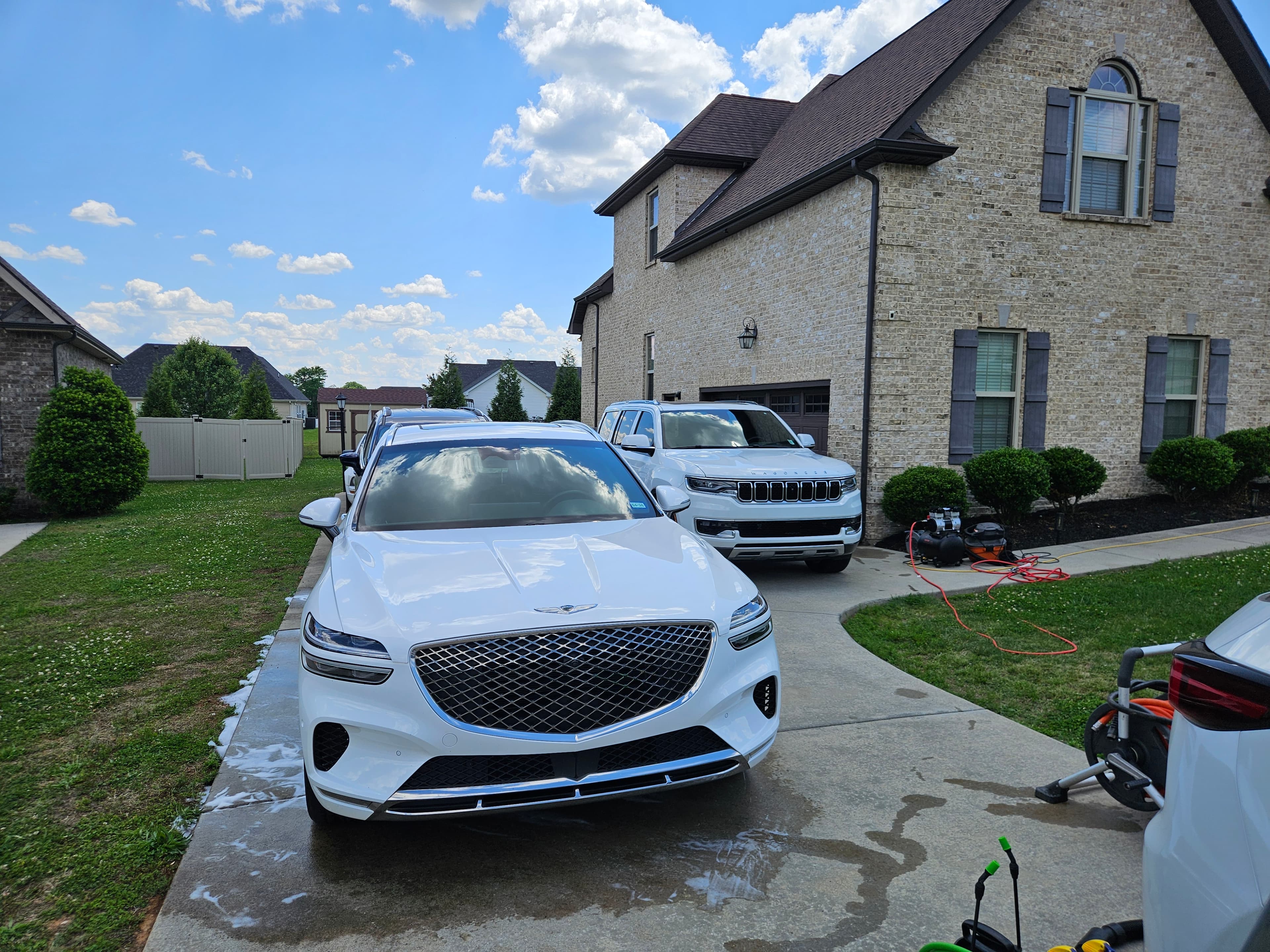 Crossover and SUV detail by Refine Mobile Detailing in Murfreesboro TN - photo 1